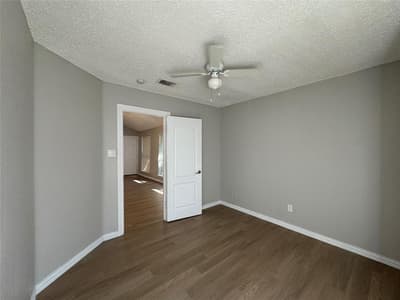 6511 Devine Drive, Arlington TX 76001 - Photo 3