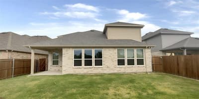 3925 Calderwood Drive, McKinney TX 75071 - Photo 2