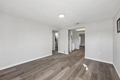 1724 Lloyd Avenue, Fort Worth TX 76105 - Photo 4