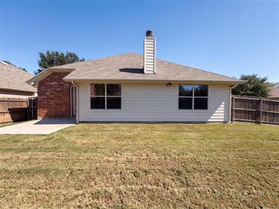 5327 Lake Gardens Drive, Grand Prairie TX 75052 - Photo 5