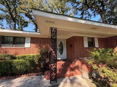 1519 Tulip Drive, Arlington TX 76013 - Photo 2