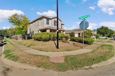 4007 Willow Leaf Court, Dallas TX 75212 - Photo 2