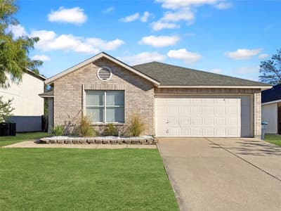 10112 Chapel Glen Terrace, Fort Worth TX 76116