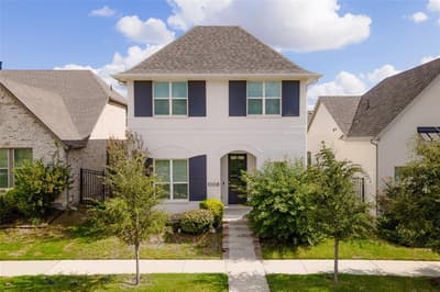 1008 Bolden Avenue, Crowley TX 76036