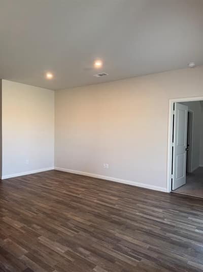 529 Jameson Street, Springtown TX 76082 - Photo 3