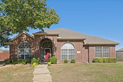 4714 Parkhaven Drive, Garland TX 75043 - Photo 2