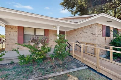2616 Mossglen Drive, Dallas TX 75227 - Photo 3