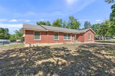 2501 N 32nd Street, Waco TX 76708 - Photo 3