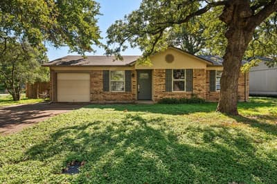 5701 Guildwood Drive, Arlington TX 76017