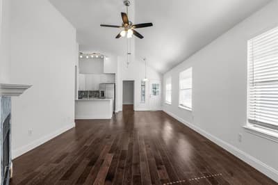 6812 Driffield Circle E, North Richland Hills TX 76182 - Photo 4