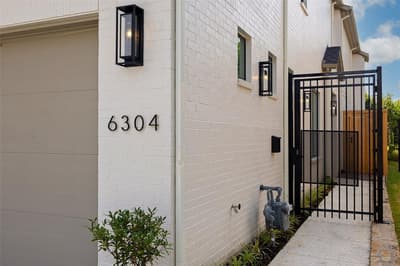 6304 Covington Lane, Dallas TX 75214 - Photo 2