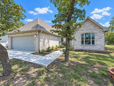 196 Bridwell Lane, Runaway Bay TX 76426 - Photo 3