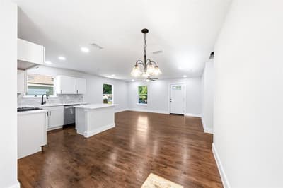 1239 Tarpley Avenue, Dallas TX 75211 - Photo 4