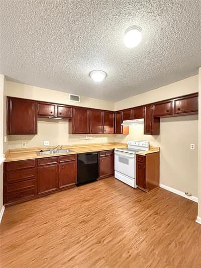 513 S Las Vegas Trail, White Settlement TX 76108 - Photo 4