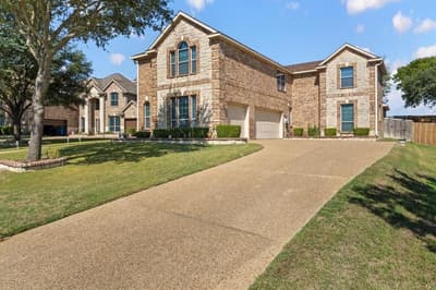1129 Northlake Drive, DeSoto TX 75115