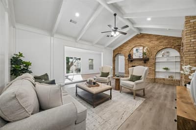 1710 Green Oaks Drive, Irving TX 75061 - Photo 3