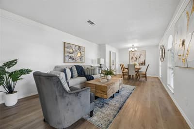 1710 Green Oaks Drive, Irving TX 75061 - Photo 4