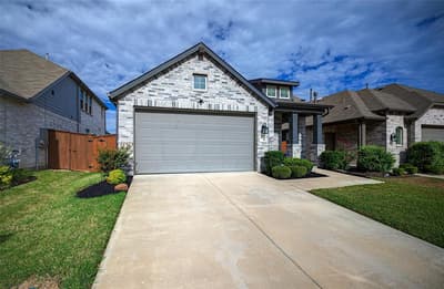 3911 Spencer Lane, Heartland TX 75126 - Photo 2