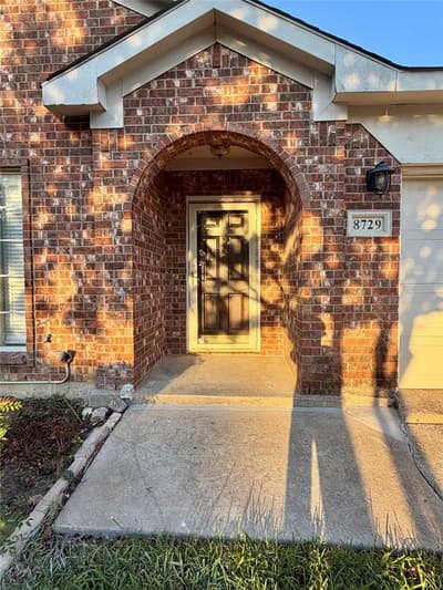 8729 Muir Drive, Fort Worth TX 76244 - Photo 3
