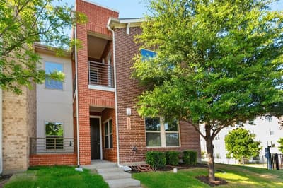 1583 Fiji Street, Dallas TX 75203 - Photo 2