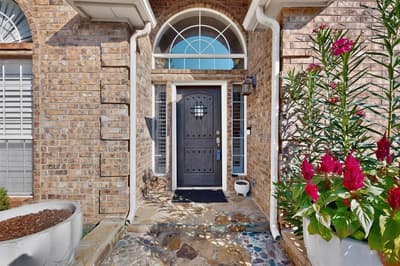 2819 Williams Way Court, Dallas TX 75228 - Photo 2