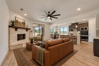 325 Skeen Peak Drive, Springtown TX 76082 - Photo 4