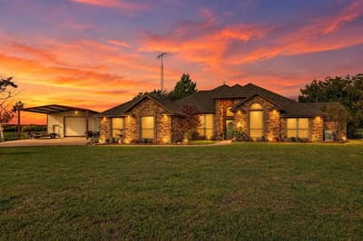 2042 County Road 1072, Greenville TX 75401 - Photo 2