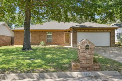 6410 Willow Springs Drive, Arlington TX 76001