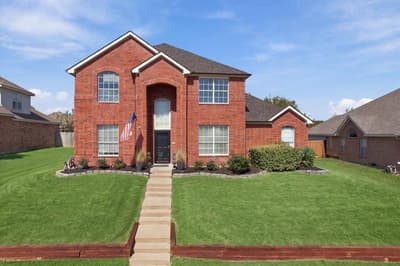 204 Newport Drive, Van Alstyne TX 75495