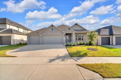 1216 Nuevo Rancho Lane, Fort Worth TX 76052