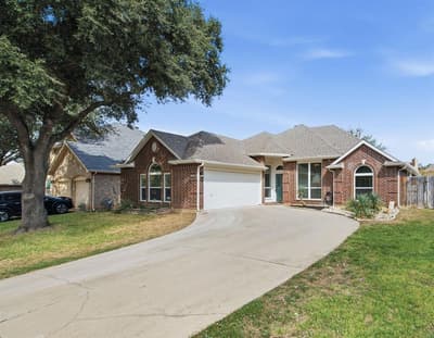 5013 glen springs, Fort Worth TX 76137