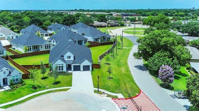 115 Cottonwood Court, Murphy TX 75094 - Photo 2