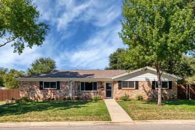 7601 Noreast Drive, North Richland Hills TX 76180 - Photo 2