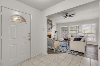 554 Briarcliff Drive, Garland TX 75043 - Photo 4
