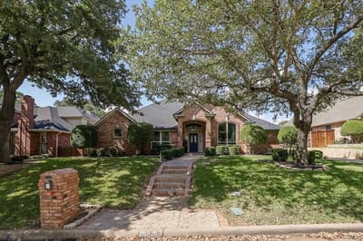 807 Muirfield Drive, Mansfield TX 76063 - Photo 2