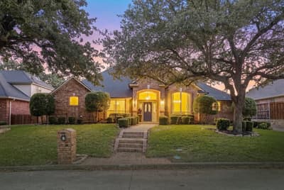 807 Muirfield Drive, Mansfield TX 76063 - Photo 3