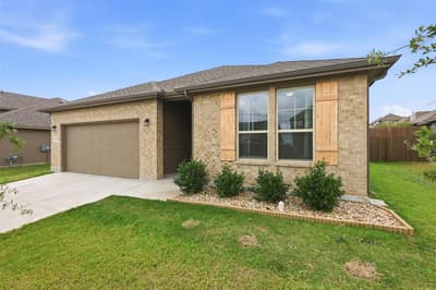 8209 Tomcat Trail, Godley TX 76044 - Photo 2