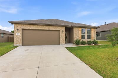 8209 Tomcat Trail, Godley TX 76044 - Photo 3
