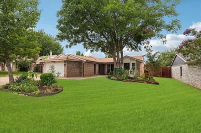 2604 Driskill Drive, Euless TX 76039 - Photo 2