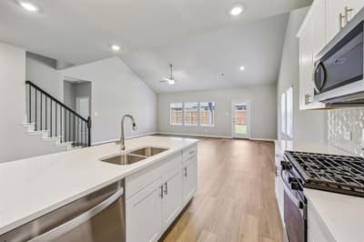 412 Watertown Drive, Princeton TX 75071 - Photo 5