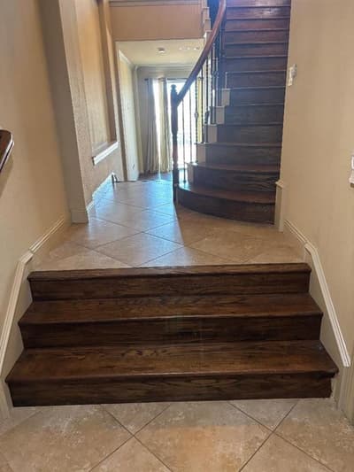 563 Rockingham Drive, Irving TX 75063 - Photo 2