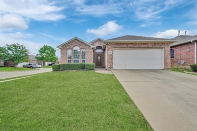 2716 Silver Hill Drive, Fort Worth TX 76131