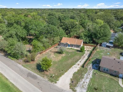 1208 N Spring Street, Grand Saline TX 75140 - Photo 2