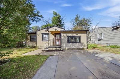 5228 Frazier Avenue, Fort Worth TX 76115