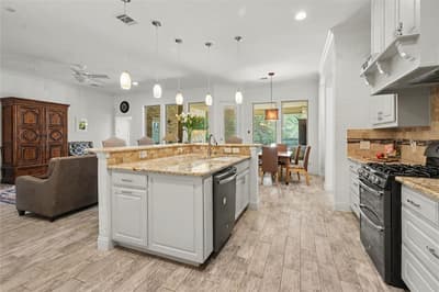 116 E 8th Street, Irving TX 75060 - Photo 4
