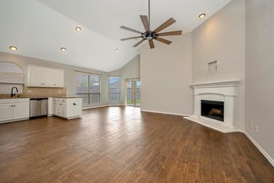 545 Wild Ivy Trail, Fort Worth TX 76052 - Photo 4