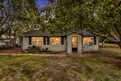 1320 Apple Lane, Midlothian TX 76065