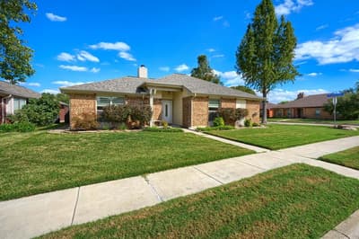 446 Phillips Drive, Coppell TX 75019 - Photo 2