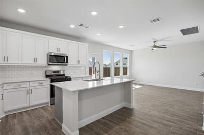 915 Sicily Boulevard, Princeton TX 75407 - Photo 4