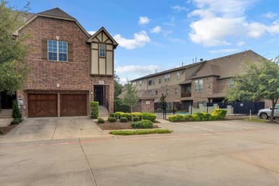 568 Hampshire Drive, Lewisville TX 75067 - Photo 3